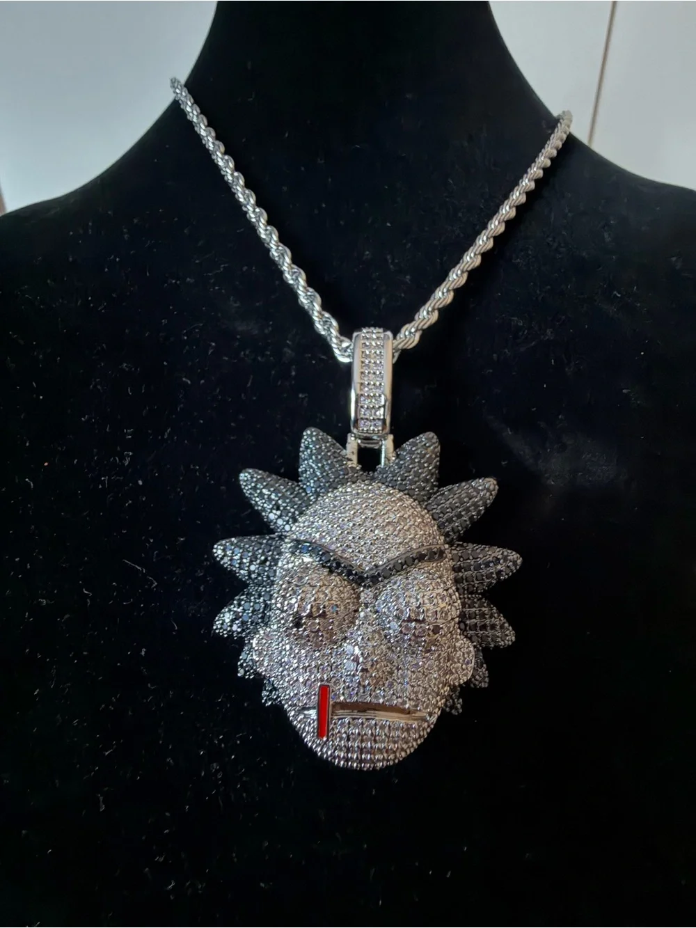 14K White Gold Plated Ricky Martin Pendant + FREE 24” Rope Chain